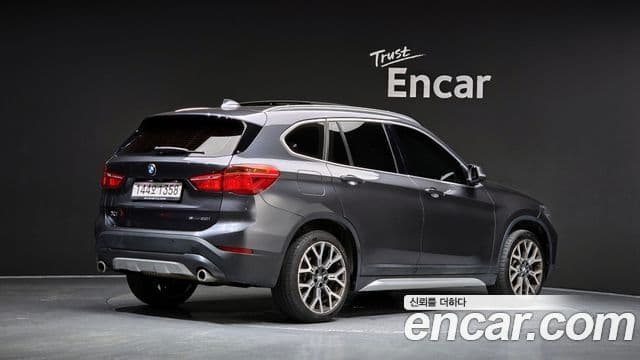 BMW X1 2022 — Şəkil 2/20