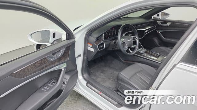 Audi A6 2023 — Şəkil 13/20