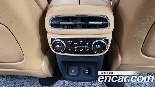 Genesis GV80 2022 — Şəkil 19/20