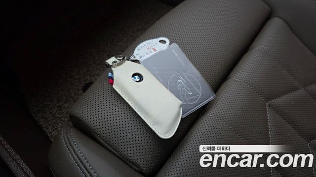 BMW 5 Series 2025 — Фото 15/20