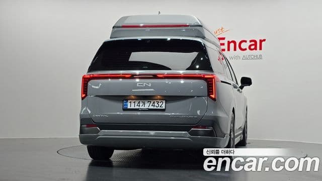 Kia Carnival 2024 — Şəkil 32/35