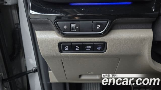 Kia Carnival 2024 — Şəkil 21/35