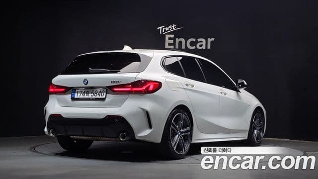 BMW 1 Series 2021 — Şəkil 2/20
