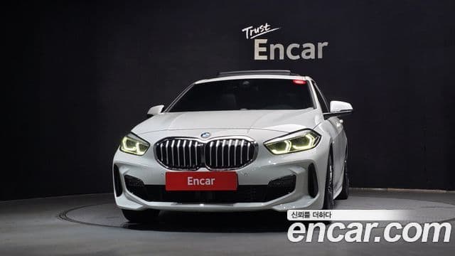BMW 1 Series 2021 — Şəkil 3/20