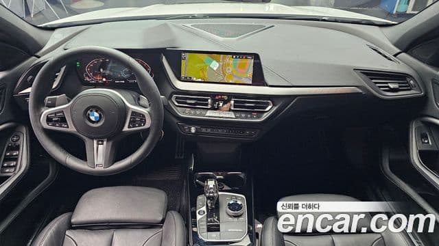 BMW 1 Series 2021 — Şəkil 7/20
