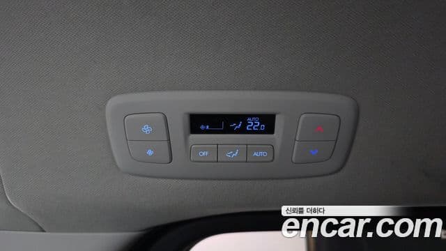 Hyundai Staria 2021 — Photo 24/31