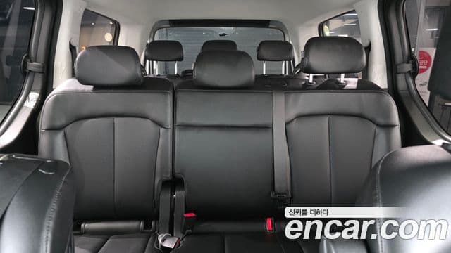 Hyundai Staria 2021 — Photo 15/31