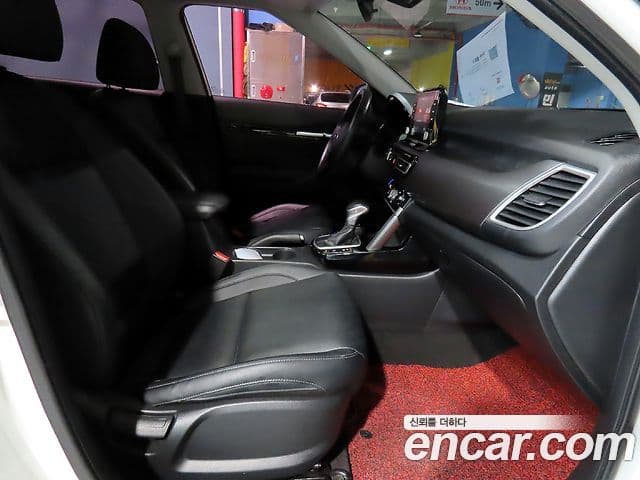 Kia Seltos 2020 — Şəkil 7/20