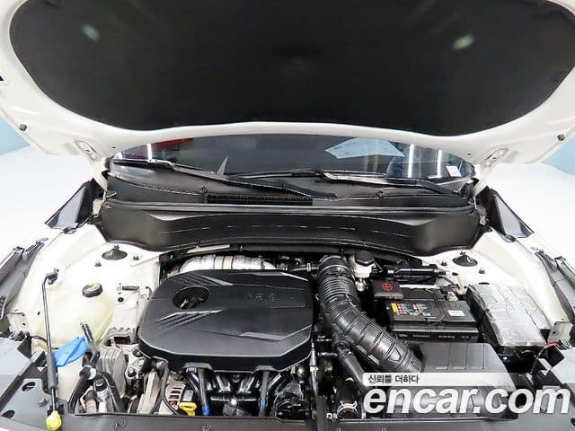 Kia Seltos 2020 — ფოტო 19/20