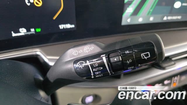 Kia Sorento 2024 — ფოტო 28/37
