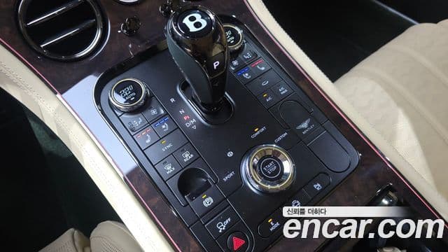 Bentley Continental GT 2025 — ფოტო 9/20