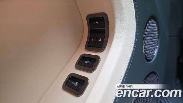Bentley Continental GT 2025 — Photo 3/36