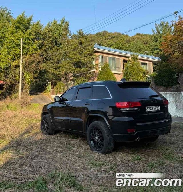 Jeep Grand Cherokee 2020 — Şəkil 6/9