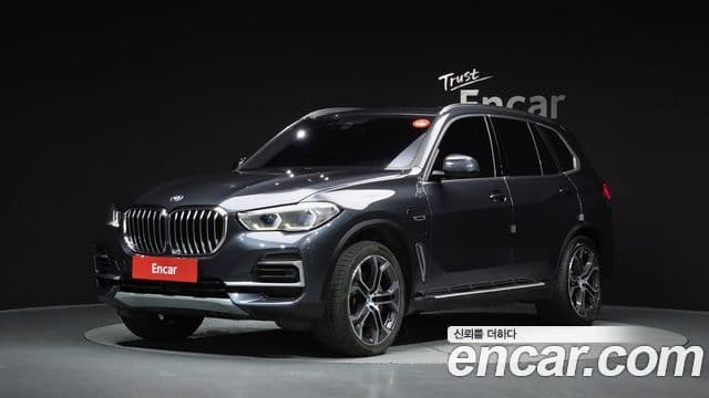 BMW X5 2022 — Фото 1/20