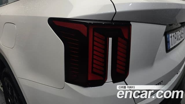 Kia Sorento 2024 — ფოტო 14/37