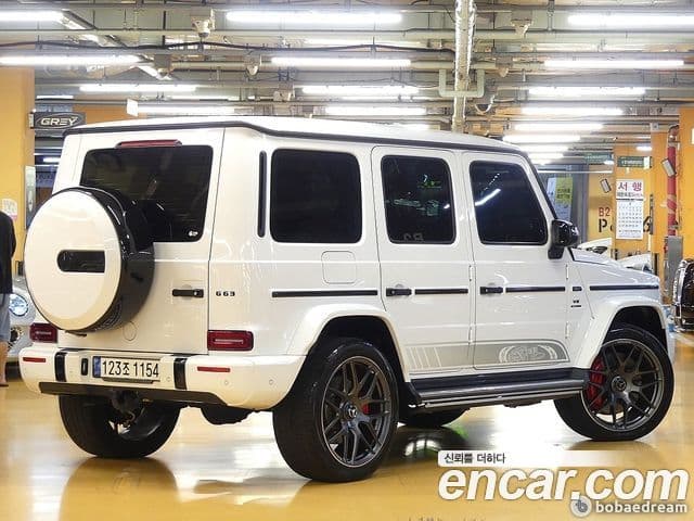 Mercedes-Benz G-Class 2022 — Photo 8/20