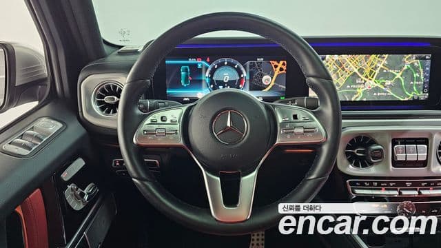 Mercedes-Benz G-Class 2024 — Photo 17/20
