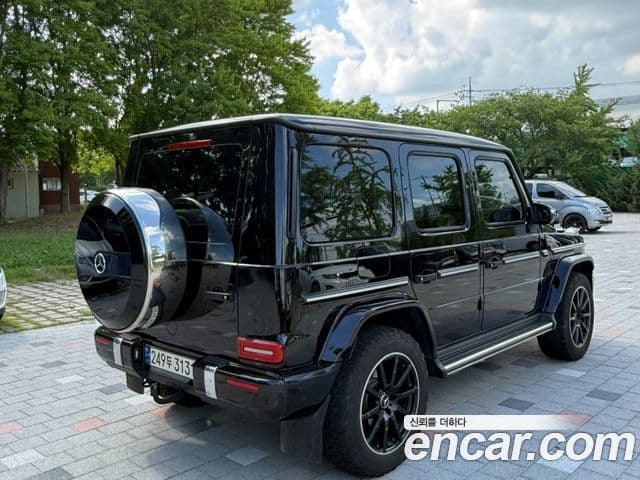 Mercedes-Benz G-Class 2021 — Photo 13/18