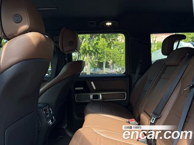 Mercedes-Benz G-Class 2021 — Photo 15/18