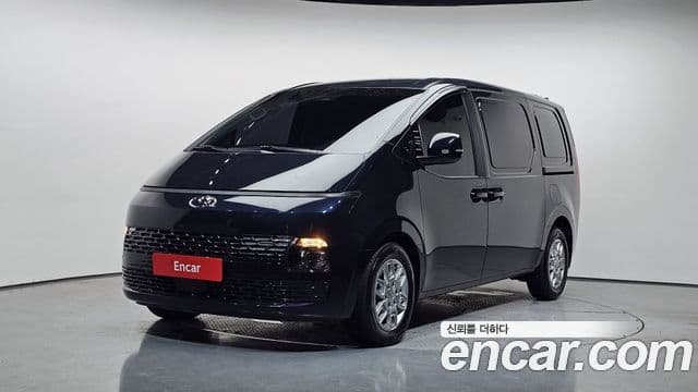 Hyundai Staria 2023 — Şəkil 1/20