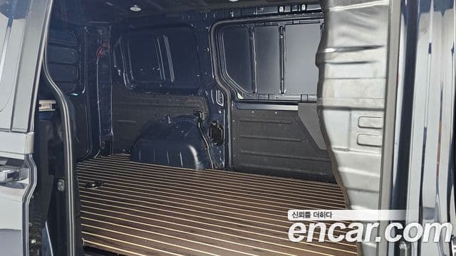Hyundai Staria 2023 — Şəkil 12/20