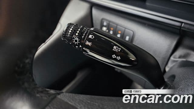 Hyundai Staria 2023 — Şəkil 18/20