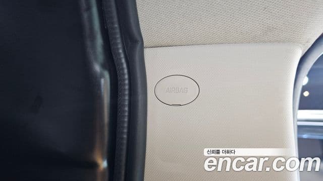 Hyundai Staria 2023 — Şəkil 10/32