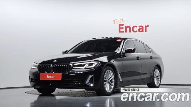 BMW 5 Series 2021 — Şəkil 1/20
