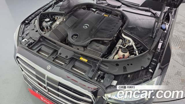 Mercedes-Benz S-Class 2023 — Фото 5/20