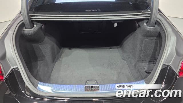 Mercedes-Benz S-Class 2023 — Фото 20/20