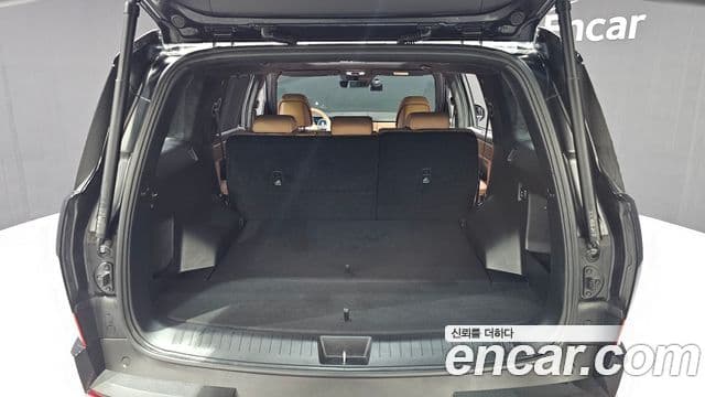 Hyundai Santa Fe 2025 — ფოტო 20/20