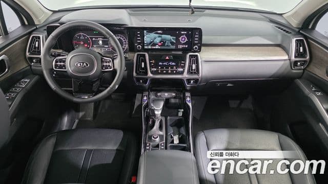 Kia Sorento 2021 — Фото 7/20