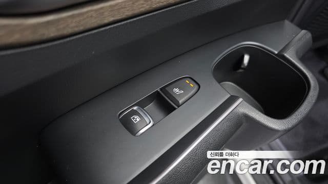 Kia Sorento 2021 — Фото 17/20
