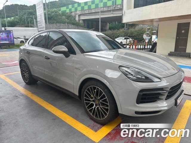 Porsche Cayenne 2020 — фото 3 из 20