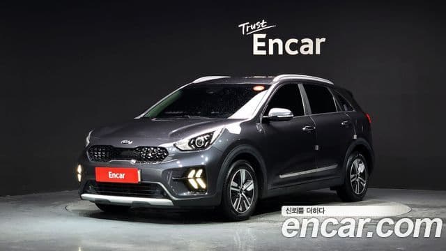 Kia Niro 2020 — Şəkil 23/30