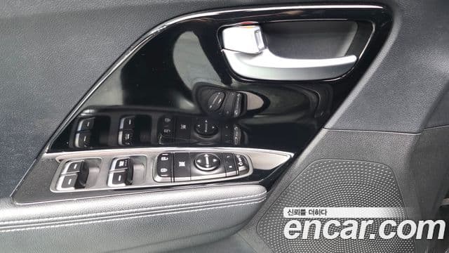 Kia Niro 2020 — Şəkil 8/30