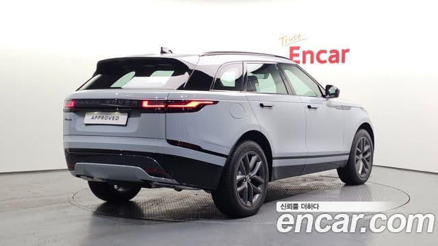 Land Rover Range Rover Velar 2026 — Фото 2/20