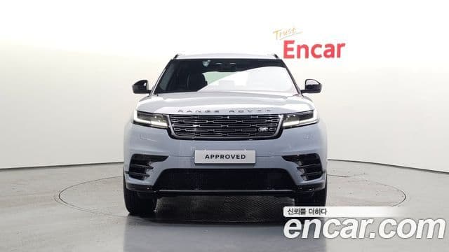 Land Rover Range Rover Velar 2026 — Фото 7/20