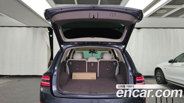 Genesis GV80 2021 — ფოტო 19/20