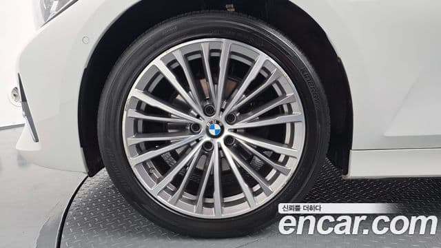 BMW 3 Series 2021 — Şəkil 5/20