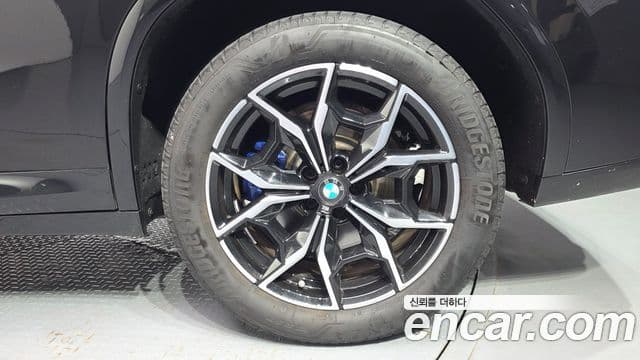 BMW X4 2023 — Şəkil 8/33