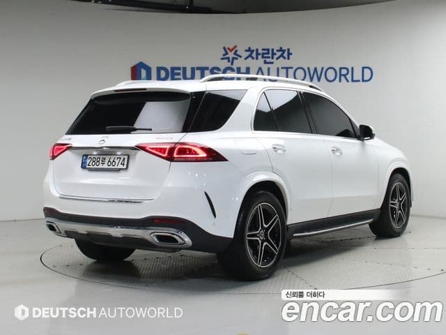 Mercedes-Benz GLE-Class 2021 — Фото 2/20