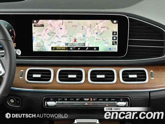 Mercedes-Benz GLE-Class 2021 — Фото 15/20