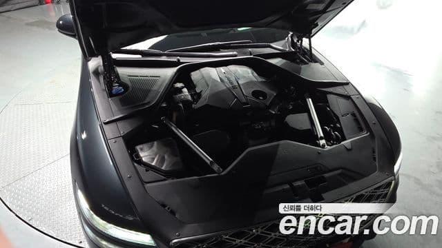 Genesis Electrified G80 2025 — Şəkil 6/20