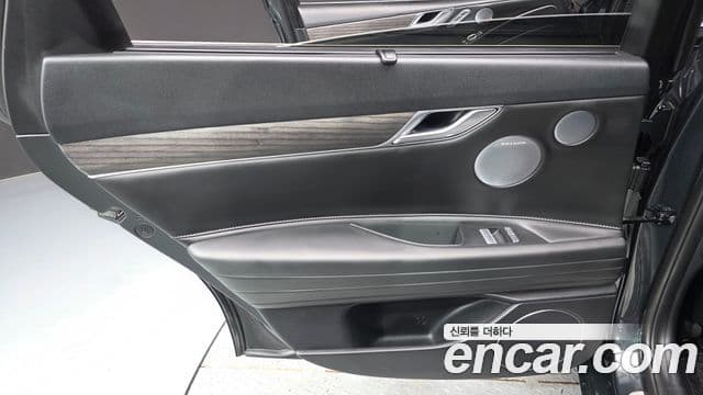 Genesis G80 2025 — ფოტო 18/36