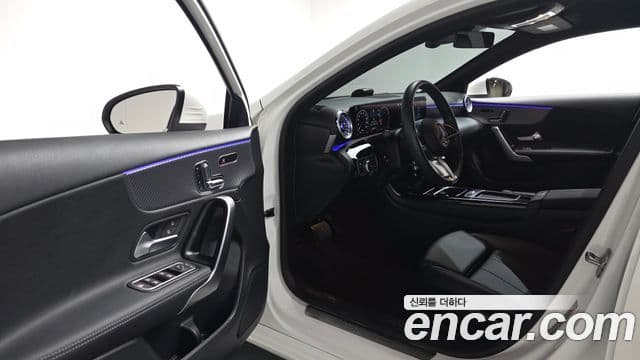 Mercedes-Benz A-Class 2024 — ფოტო 10/20