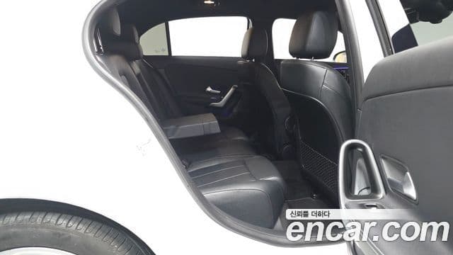 Mercedes-Benz A-Class 2024 — ფოტო 11/20
