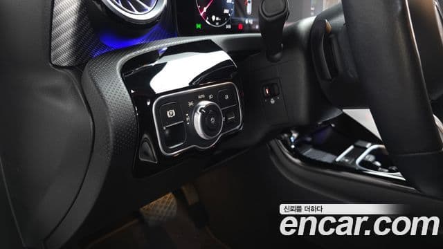 Mercedes-Benz A-Class 2024 — ფოტო 18/20