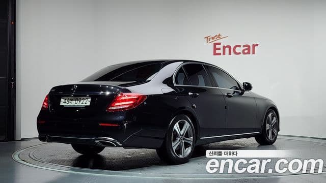 Mercedes-Benz E-Class 2019 — Şəkil 2/20