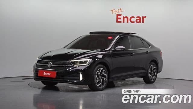 Volkswagen Jetta 2023 — Şəkil 1/20